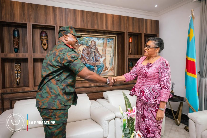 RDC: La première ministre s’engage à œuvrer pour la promotion du service national